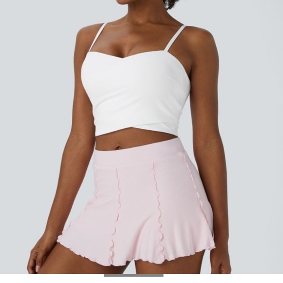 Halara Spaghetti Strap Crossover Plain Cropped Tank Top NWOT - Picture 3 of 4